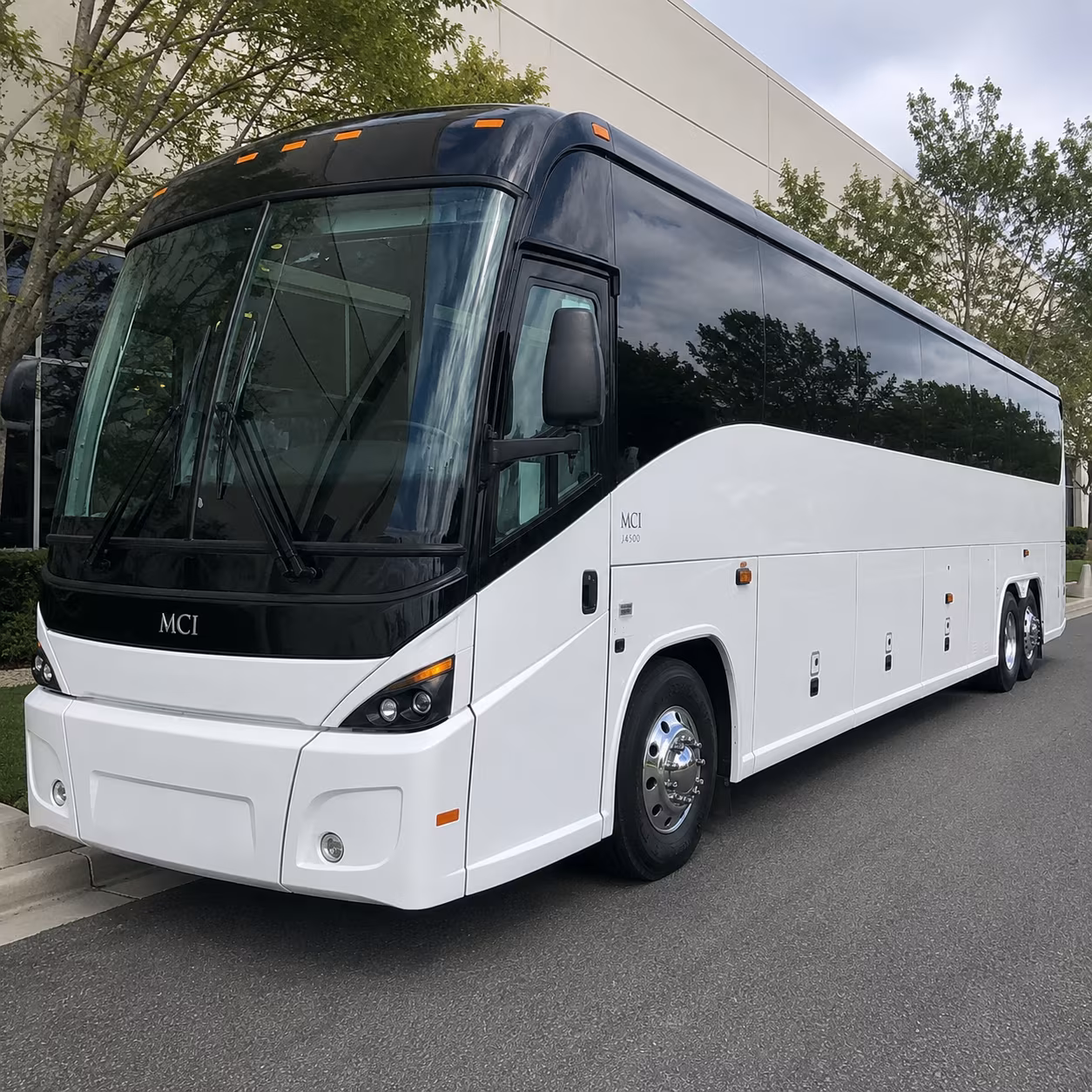 charter bus shuttles between iowa city and eastern iowa airport cid