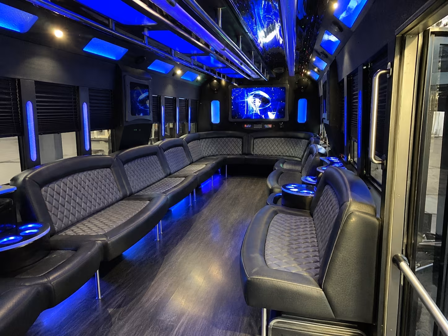 iowa city 28 passenger party bus interior